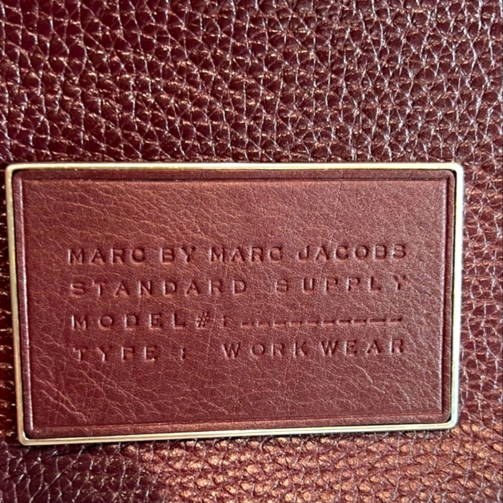 Marc by Marc Jacobs Burgundy Leather Handbag - Picture 2 of 3